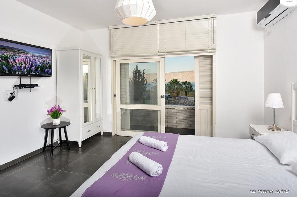 בקתה מקום טוב באמצע Villa Kinneret Ngoại thất bức ảnh