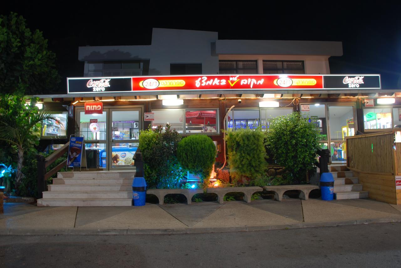 בקתה מקום טוב באמצע Villa Kinneret Ngoại thất bức ảnh
